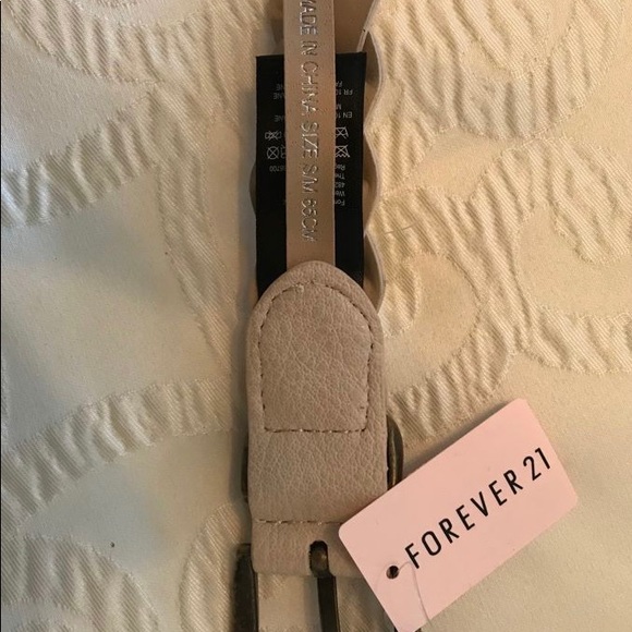 Forever 21 Belt - Picture 4 of 5